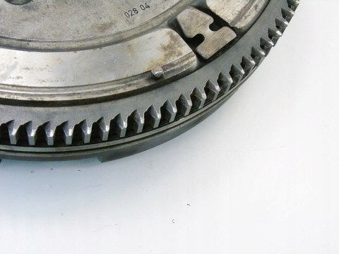 KOŁO DWUMASOWE 2.5 TDS D BMW E38 E39 E34 E36 OMEGA KOŁO DWUMASOWE 2.5 TDS D BMW E38 E39 E34 E36 OMEGA