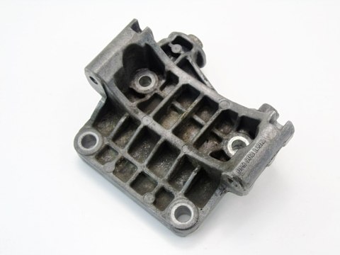ŁAPA ALTERNATORA 2.7 3.0 TDI AUDI A6 C6 PHAETON ŁAPA ALTERNATORA 2.7 3.0 TDI AUDI A6 C6 PHAETON
