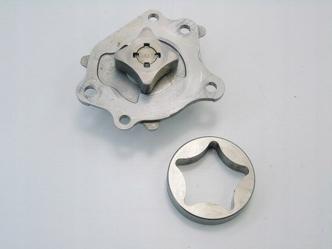 POMPA OLEJU 1.3 16V VVTI TOYOTA YARIS RACTIS POMPA OLEJU 1.3 16V VVTI TOYOTA YARIS RACTIS