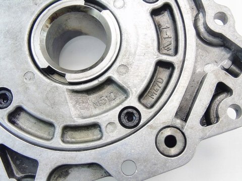 POMPA OLEJU 2.5 TDS TD OMEGA BMW E38 E39 E34 E36 POMPA OLEJU 2.5 TDS TD OMEGA BMW E38 E39 E34 E36