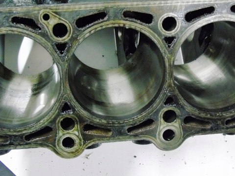 BLOK SILNIKA BMK 3.0 TDI AUDI A6 C6 PHAETON A4 A8 BLOK SILNIKA BMK 3.0 TDI AUDI A6 C6 PHAETON A4 A8