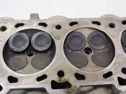 GŁOWICA 3.2 4.0 V8 JAGUAR XJ XJ8 XKR XK8 GŁOWICA 3.2 4.0 V8 JAGUAR XJ XJ8 XKR XK8
