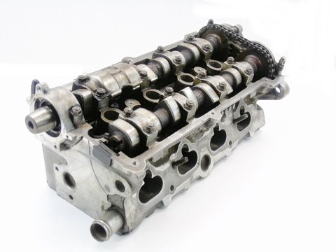 GŁOWICA 3.7 4.2 V8 AUDI A8 D2 077103373AE GŁOWICA 3.7 4.2 V8 AUDI A8 D2 077103373AE