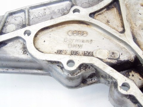 OBUDOWA WAŁU PRZÓD 3.7 V8 AUDI A8 D2 077103153D OBUDOWA WAŁU PRZÓD 3.7 V8 AUDI A8 D2 077103153D