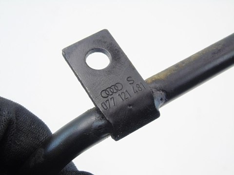 RURKA ODPŁYW WODY 3.7 4.2 V8 AUDI A8 D2 077121481S RURKA ODPŁYW WODY 3.7 4.2 V8 AUDI A8 D2 077121481S