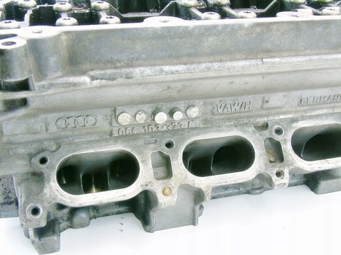 GŁOWICA WAŁKI 3.0 B V6 AUDI A4 B6 A6 C5 A8 D3 GŁOWICA WAŁKI 3.0 B V6 AUDI A4 B6 A6 C5 A8 D3