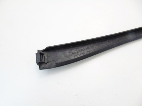 LISTWA SZYBY PRAWY PRZÓD OPEL CORSA C 3 D LISTWA SZYBY PRAWY PRZÓD OPEL CORSA C 3 D