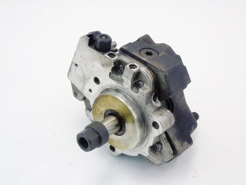 POMPA WTRYSKOWA 3.0 D BMW X5 X6 E70 E71 E60 E90 POMPA WTRYSKOWA 3.0 D BMW X5 X6 E70 E71 E60 E90