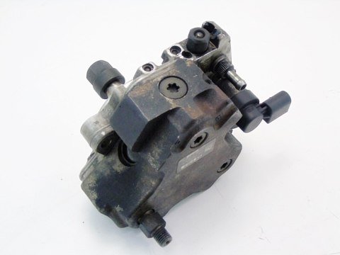 POMPA WTRYSKOWA 3.0 D BMW X5 X6 E70 E71 E60 E90 POMPA WTRYSKOWA 3.0 D BMW X5 X6 E70 E71 E60 E90