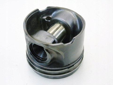 TŁOK 84L107 3.0 D BMW X5 X6 E70 E71 E60 E90 E61 TŁOK 84L107 3.0 D BMW X5 X6 E70 E71 E60 E90 E61