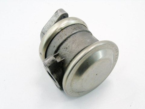 ZAWÓR SPALIN EGR 3.0 B V6 AUDI A4 B6 A6 C5 A8 D3 ZAWÓR SPALIN EGR 3.0 B V6 AUDI A4 B6 A6 C5 A8 D3