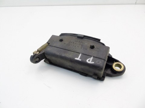 KLAMKA DRZWI PRAWY TYŁ AUDI 80 B4 2.0 1993 SEDAN KLAMKA DRZWI PRAWY TYŁ AUDI 80 B4 2.0 1993 SEDAN