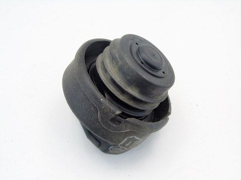 KOREK WLEWU PALIWA AUDI 80 B4 2.0 1993 191201553A KOREK WLEWU PALIWA AUDI 80 B4 2.0 1993 191201553A
