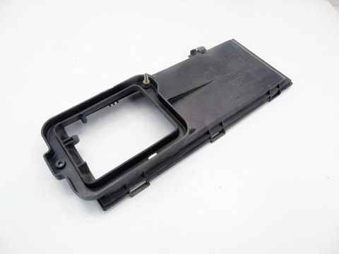 OBUDOWA FILTRA KABINOWEGO AUDI 80 B4 2.0 893819441 OBUDOWA FILTRA KABINOWEGO AUDI 80 B4 2.0 893819441