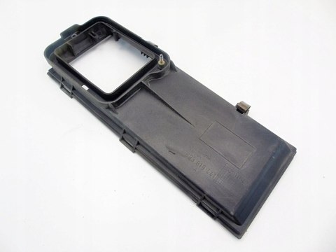 OBUDOWA FILTRA KABINOWEGO AUDI 80 B4 2.0 893819441 OBUDOWA FILTRA KABINOWEGO AUDI 80 B4 2.0 893819441