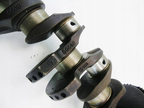WAŁ KORBOWY 050B 1.6 8V PASSAT B5 AUDI A4 B5 WAŁ KORBOWY 050B 1.6 8V PASSAT B5 AUDI A4 B5