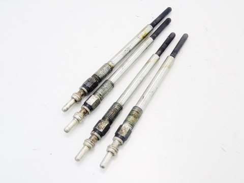 ŚWIECE ŻAROWE 1.4 HDI 206 C2 C3 307 207 1007 XSARA ŚWIECE ŻAROWE 1.4 HDI 206 C2 C3 307 207 1007 XSARA
