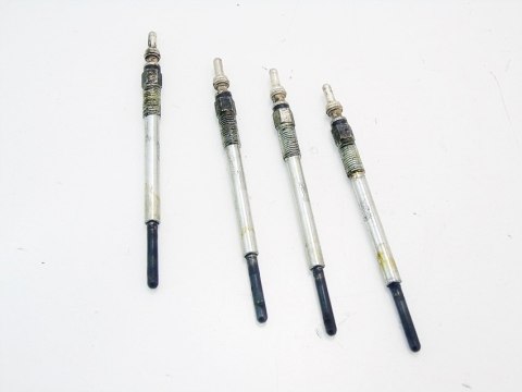 ŚWIECE ŻAROWE 1.4 HDI 206 C2 C3 307 207 1007 XSARA ŚWIECE ŻAROWE 1.4 HDI 206 C2 C3 307 207 1007 XSARA