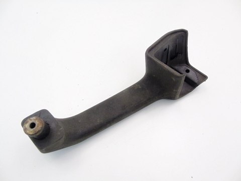 RĄCZKA UCHWYT DRZWI AUDI 80 B4 1993 RĄCZKA UCHWYT DRZWI AUDI 80 B4 1993