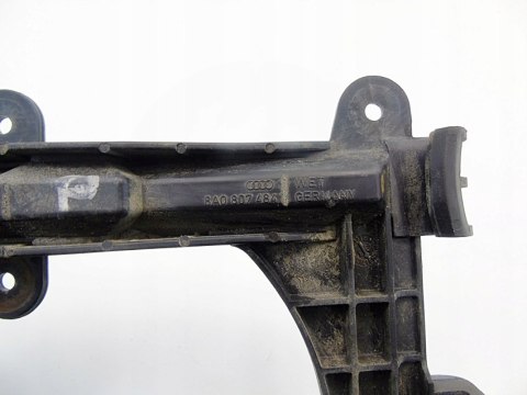 ŚLIZG ZDERZAKA TYŁ PRAWY AUDI 80 B4 1993 8A0807484 ŚLIZG ZDERZAKA TYŁ PRAWY AUDI 80 B4 1993 8A0807484