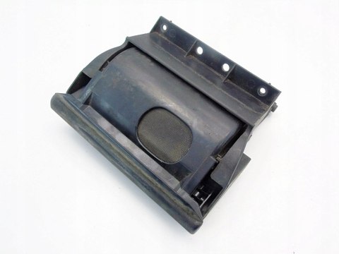 POPIELNICZKA AUDI 80 B4 1993 893857951 893857951A POPIELNICZKA AUDI 80 B4 1993 893857951 893857951A