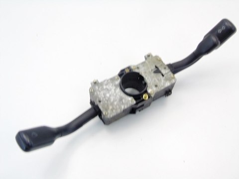 PRZEŁĄCZNIK ZESPOLONY AUDI 80 B4 1993 4A9953503 PRZEŁĄCZNIK ZESPOLONY AUDI 80 B4 1993 4A9953503