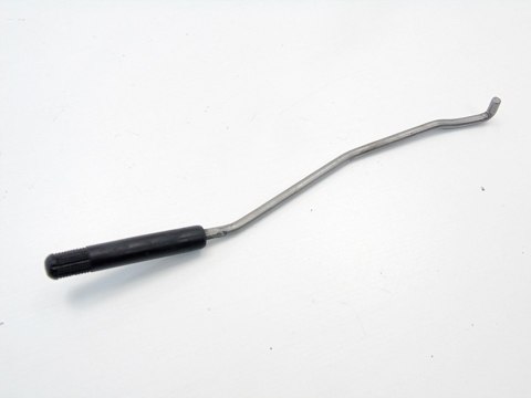 RYGIEL KLAMKI ZAMKA DRZWI TYŁ AUDI 80 B4 93 RYGIEL KLAMKI ZAMKA DRZWI TYŁ AUDI 80 B4 93