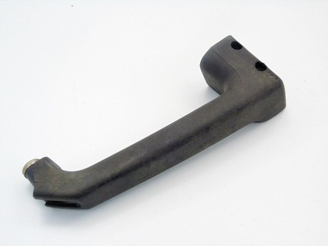 UCHWYT DRZWI LEWYCH AUDI 80 B4 2.0 93 433867171B UCHWYT DRZWI LEWYCH AUDI 80 B4 2.0 93 433867171B