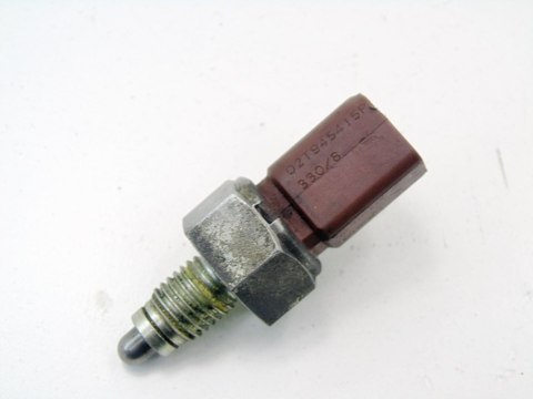 WŁĄCZNIK ŚWIATEŁ COFANIA VW SEAT SKODA 02T945415P WŁĄCZNIK ŚWIATEŁ COFANIA VW SEAT SKODA 02T945415P