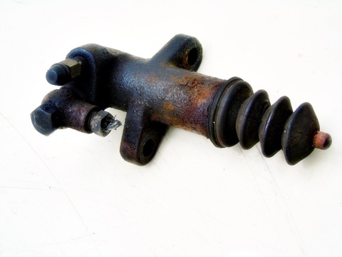 SIŁOWNIK SPRZĘGŁA POMPKA 1.8 16V VOLVO S40 V40 SIŁOWNIK SPRZĘGŁA POMPKA 1.8 16V VOLVO S40 V40