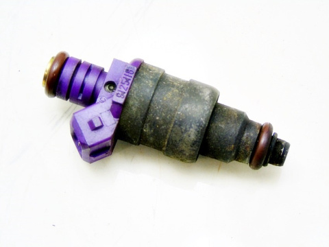 WTRYSKIWACZ 9125118 1.8 2.0 16V VOLVO S40 V40 WTRYSKIWACZ 9125118 1.8 2.0 16V VOLVO S40 V40