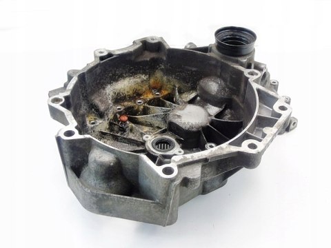 OBUDOWA SKRZYNI BIEGÓW VW SEAT SKODA 02T301107C OBUDOWA SKRZYNI BIEGÓW VW SEAT SKODA 02T301107C
