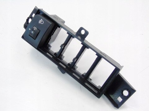 PANEL RAMKA PRZEŁĄCZNIKÓW HYUNDAI TUCSON I 05 PANEL RAMKA PRZEŁĄCZNIKÓW HYUNDAI TUCSON I 05