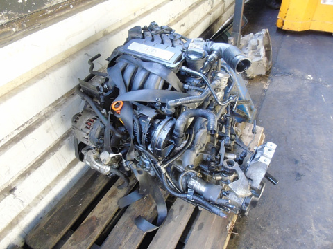 SILNIK 1.6 8V BSE GOLF V VI TOURAN CADDY III JETTA III PASSAT B6 SILNIK 1.6 8V BSE GOLF V VI TOURAN CADDY III JETTA III PASSAT B6