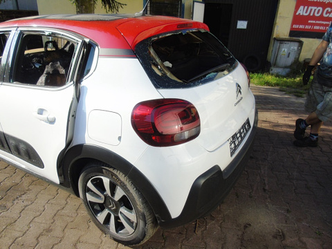 CITROEN C3 III NA CZĘŚCI 1.2 THP 110 2018R KLAPA DRZWI ĆWIARKTA TYŁ CITROEN C3 III NA CZĘŚCI 1.2 THP 110 2018R KLAPA DRZWI ĆWIARKTA TYŁ