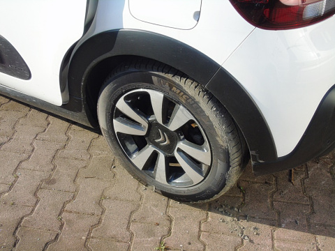 CITROEN C3 III NA CZĘŚCI 1.2 THP 110 2018R KLAPA DRZWI ĆWIARKTA TYŁ CITROEN C3 III NA CZĘŚCI 1.2 THP 110 2018R KLAPA DRZWI ĆWIARKTA TYŁ