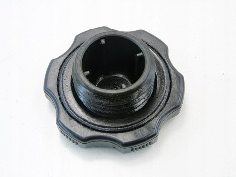 KOREK WLEWU OLEJU 1.6 16V Z6 MAZDA 3 BK BL KOREK WLEWU OLEJU 1.6 16V Z6 MAZDA 3 BK BL