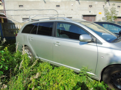TOYOTA AVENSIS T25 2005 2.0 16V BENZYNA NA CZĘŚCI SKRZYNIA KAROSERIA TOYOTA AVENSIS T25 2005 2.0 16V BENZYNA NA CZĘŚCI SKRZYNIA KAROSERIA