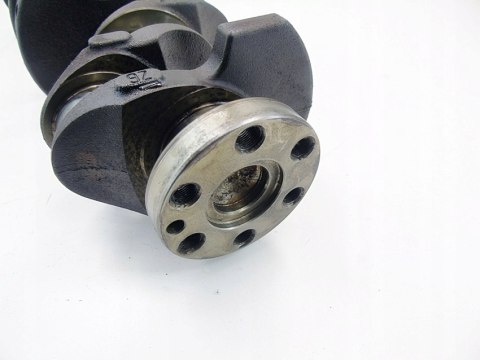 WAŁ KORBOWY 1.6 16V Z6 MAZDA 3 BK BL WAŁ KORBOWY 1.6 16V Z6 MAZDA 3 BK BL