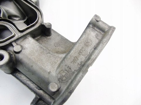OBUDOWA FILTRA OLEJU 2.0 D BMW E46 E90 E60 E61 E87 OBUDOWA FILTRA OLEJU 2.0 D BMW E46 E90 E60 E61 E87