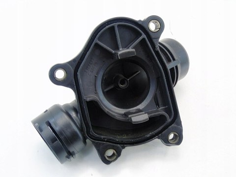 OBUDOWA TERMOSTATU 2.0 D BMW E46 E90 E60 E61 E87 OBUDOWA TERMOSTATU 2.0 D BMW E46 E90 E60 E61 E87
