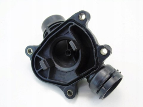 OBUDOWA TERMOSTATU 2.0 D BMW E46 E90 E60 E61 E87 OBUDOWA TERMOSTATU 2.0 D BMW E46 E90 E60 E61 E87
