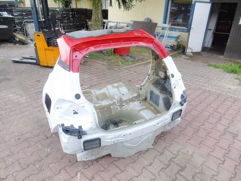 TYŁ BŁOTNIKI ĆWIARTKA DUPA CITROEN C3 III 18R EWPB