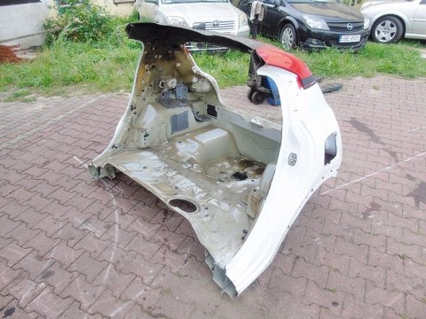 TYŁ BŁOTNIKI ĆWIARTKA DUPA CITROEN C3 III 18R EWPB TYŁ BŁOTNIKI ĆWIARTKA DUPA CITROEN C3 III 18R EWPB
