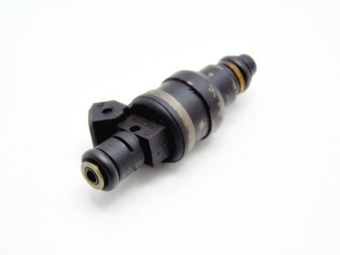 WTRYSKIWACZ 1.8 T TURBO PASSAT AUDI A4 A6 WTRYSKIWACZ 1.8 T TURBO PASSAT AUDI A4 A6