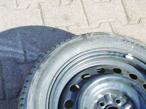 KOŁO OPONA ZAPASOWE 205/55/R16 TOYOTA AVENSIS T25 KOŁO OPONA ZAPASOWE 205/55/R16 TOYOTA AVENSIS T25