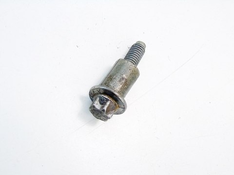 ŚRUBA POKRYWY 2.0D N47 BMW F10 F11 F30 F20 F21 F32 ŚRUBA POKRYWY 2.0D N47 BMW F10 F11 F30 F20 F21 F32