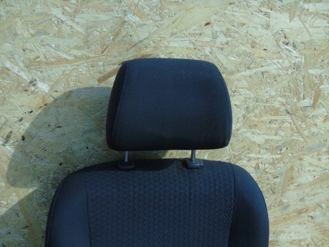FOTEL LEWY PRZEDNI PRZÓD TOYOTA AVENSIS T25 FOTEL LEWY PRZEDNI PRZÓD TOYOTA AVENSIS T25