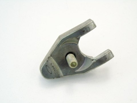 MOCOWANIE ŁAPKA WTRYSKU 2.0 VVTI AVENSIS T25 RAV 4 1AZ ALLION CALDINA OPA MOCOWANIE ŁAPKA WTRYSKU 2.0 VVTI AVENSIS T25 RAV 4 1AZ ALLION CALDINA OPA
