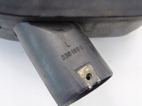 OBUDOWA FILTRA POWIETRZA VOLKSWAGEN LUPO POLO 3 030129611AB OBUDOWA FILTRA POWIETRZA VOLKSWAGEN LUPO POLO 3 030129611AB